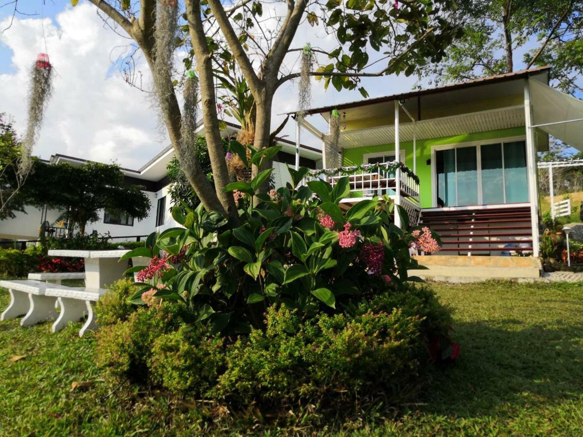บ้านปลายฝัน Baanplaifun Banhuajphaj Kültér fotó